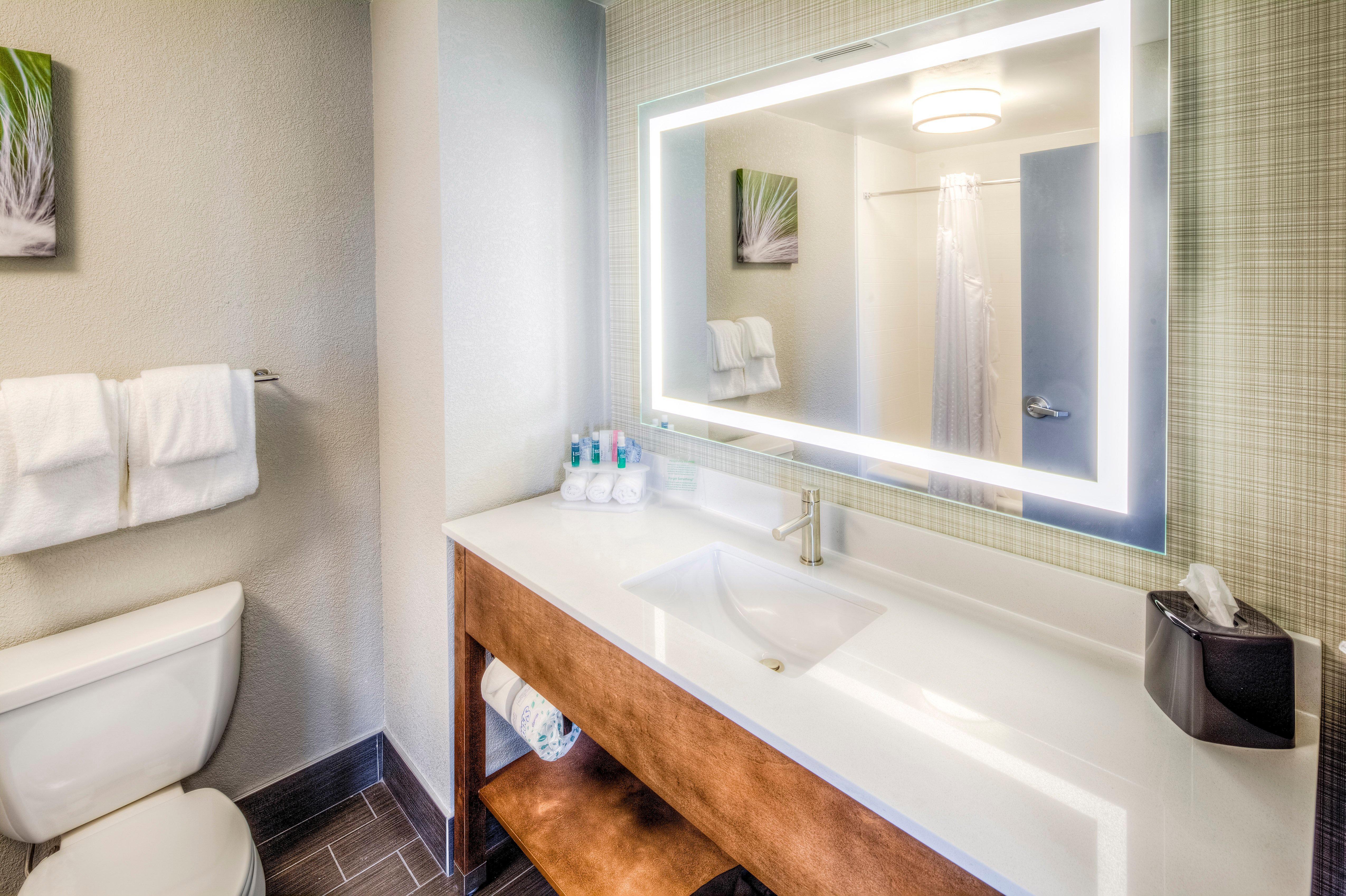 Holiday Inn Express & Suites Cleveland/Westlake By Ihg Zewnętrze zdjęcie